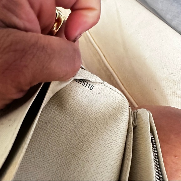 LOUIS VUITTON Damier Azur Saleya PM Tote Bag with matching wallet - Picture 13 of 14